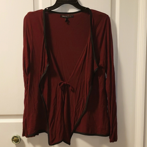 Lightweight cover-up sweater with ties - Picture 1 of 6
